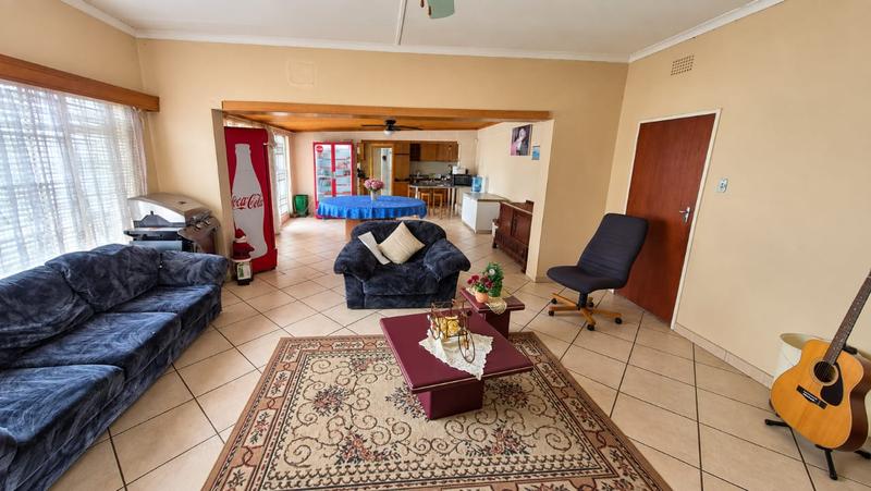 5 Bedroom Property for Sale in Meiringspark North West